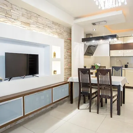 Apartment Urban Chic - One Bedroom -luxury - Grzybowska 5 *