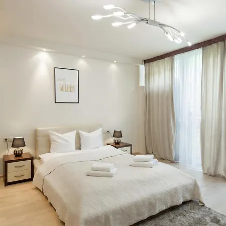 Urban Chic - One Bedroom -luxury - Grzybowska 5 Warszawa