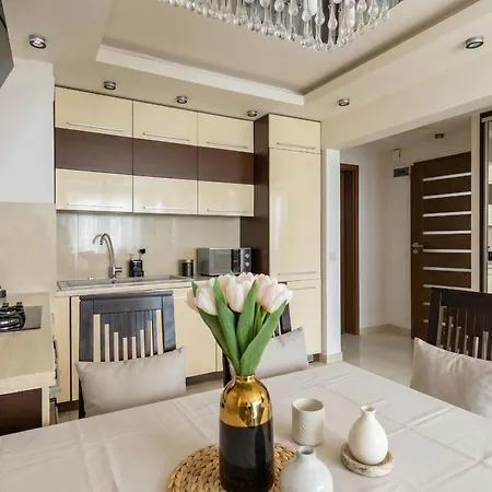 Urban Chic - One Bedroom -luxury - Grzybowska 5 Apartament Warszawa