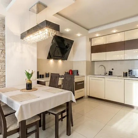 Urban Chic - One Bedroom -luxury - Grzybowska 5 Apartament *