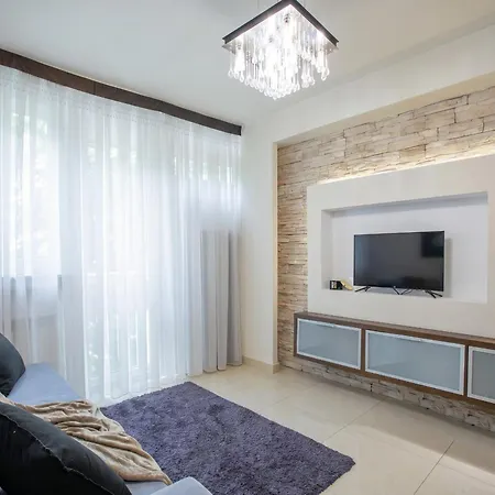 Urban Chic - One Bedroom -luxury - Grzybowska 5 Apartament Warszawa