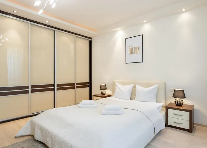 Urban Chic - One Bedroom -luxury - Grzybowska 5 Apartmán Varšava