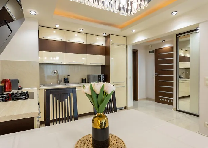 Urban Chic - One Bedroom -luxury - Grzybowska 5